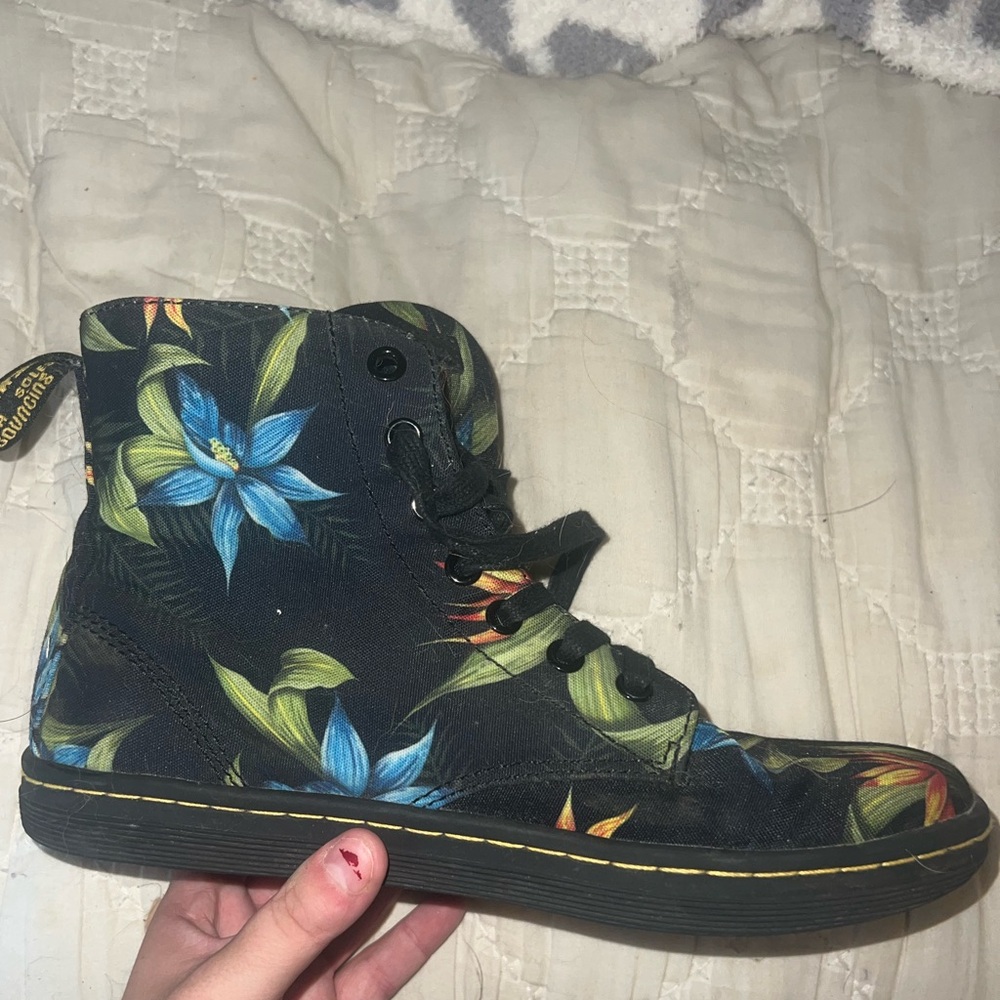 Floral dr. Martens
